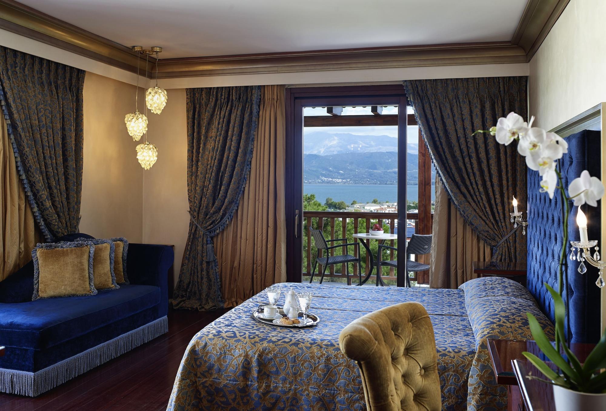 Grand Serai Congress And Spa Ioannina Exterior foto A room at the hotel