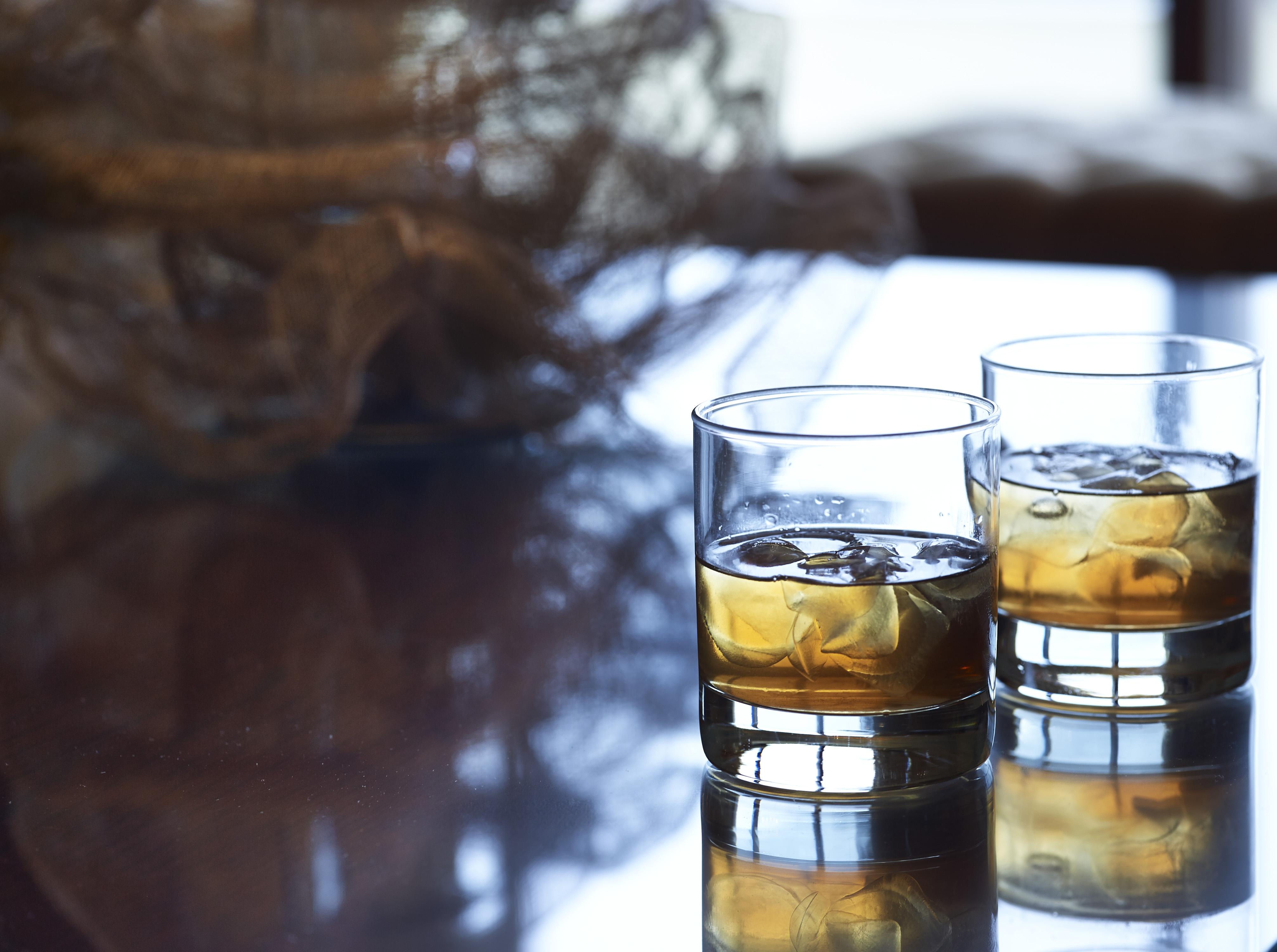Grand Serai Congress And Spa Ioannina Exterior foto Two old fashioned glasses